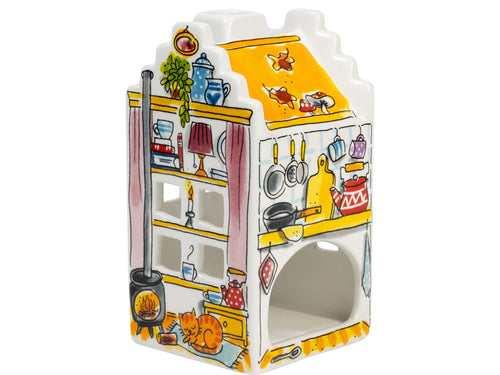 COZY DAYS: LIGHT HOUSE STEPPED GABLE COZY